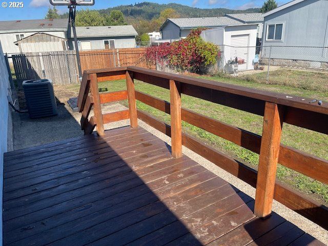 328 S STATE St, Sutherlin, OR 97479