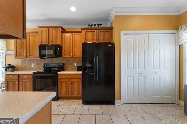 21 Prestwick Loop NW, Cartersville, GA 30120
