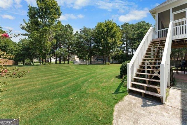 21 Prestwick Loop NW, Cartersville, GA 30120