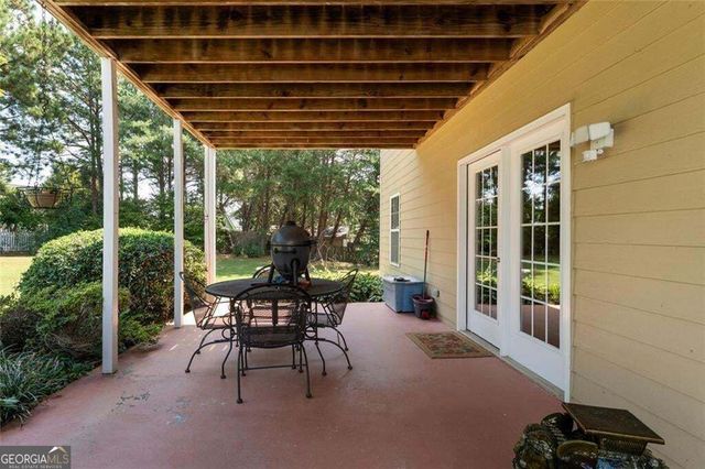 21 Prestwick Loop NW, Cartersville, GA 30120
