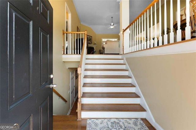 21 Prestwick Loop NW, Cartersville, GA 30120