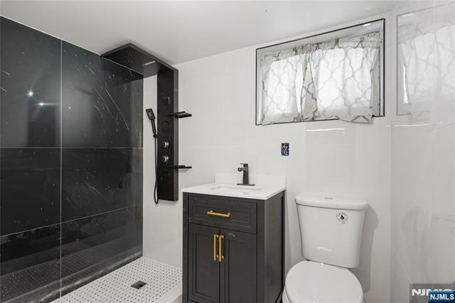 170 4th Street, Clifton, NJ 07011