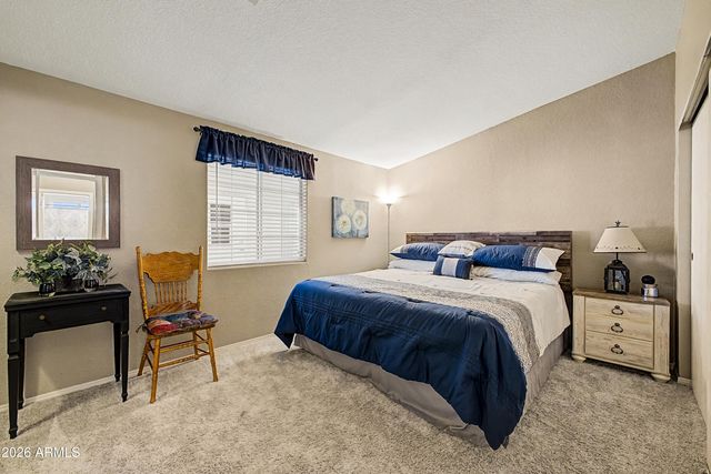 886 E Eagle Drive, San Tan Valley, AZ 85140
