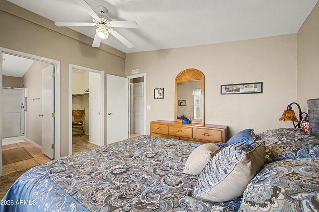 886 E Eagle Drive, San Tan Valley, AZ 85140