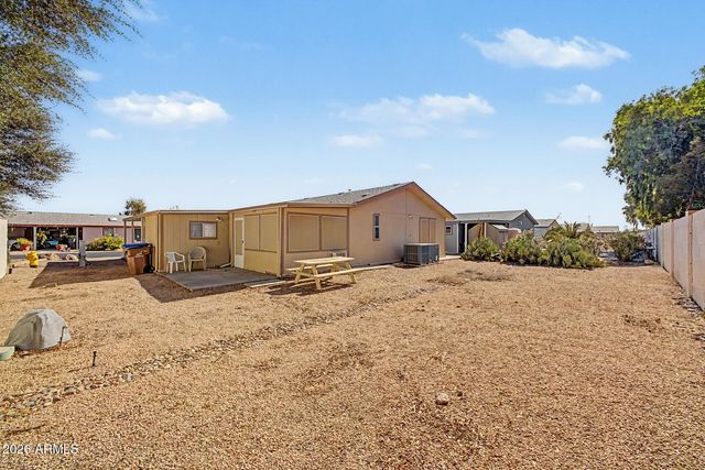 886 E Eagle Drive, San Tan Valley, AZ 85140