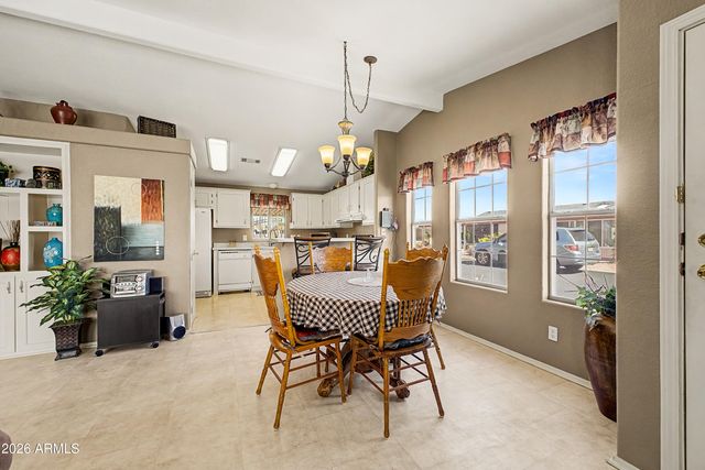 886 E Eagle Drive, San Tan Valley, AZ 85140