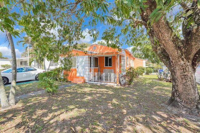 1451 NW 43rd St, Miami, FL 33142