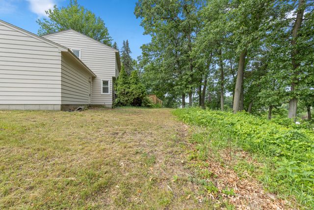 2647 Manitoba Court, Grand Rapids, MI 49525