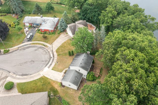 2647 Manitoba Court, Grand Rapids, MI 49525