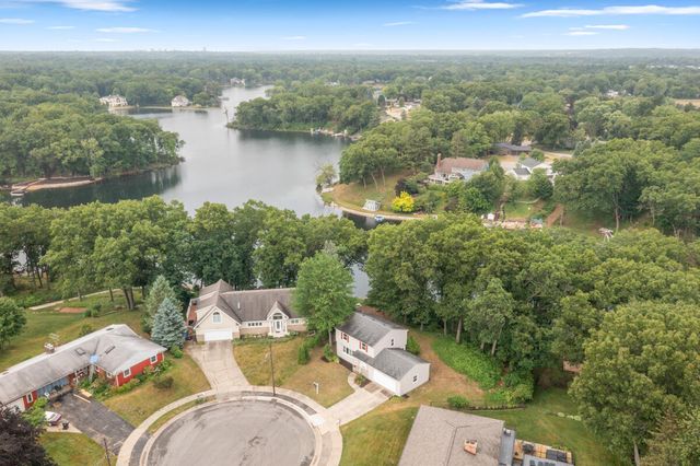 2647 Manitoba Court, Grand Rapids, MI 49525
