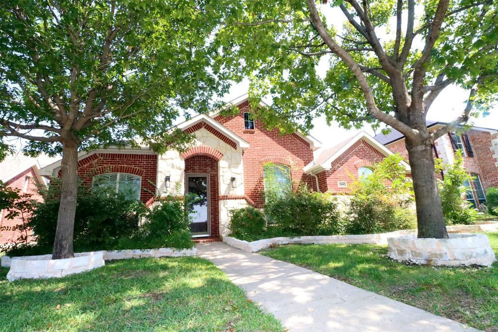 2906 Cedar Brook Drive, Garland, TX 75040