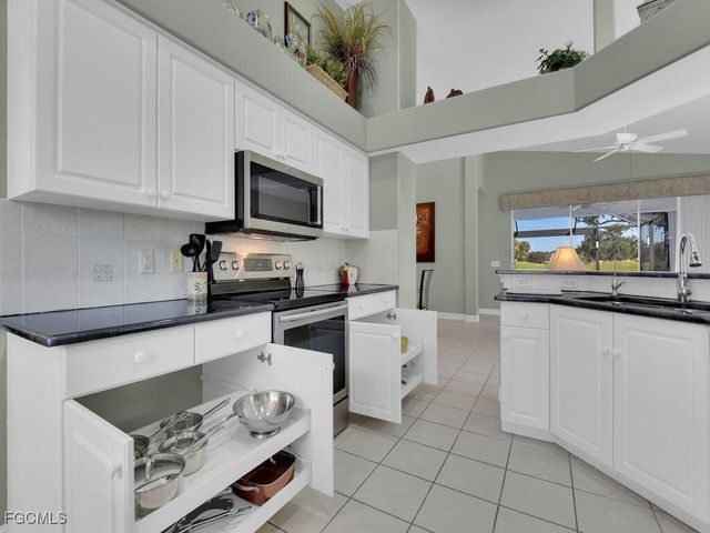 11268 Callaway Greens DR, Fort Myers, FL 33913