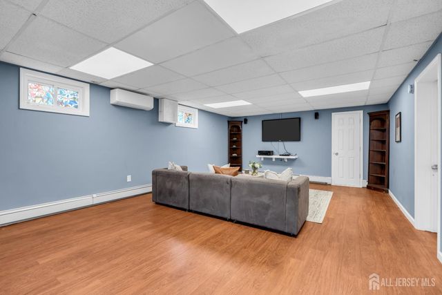 21 McGuire Street, Metuchen, NJ 08840