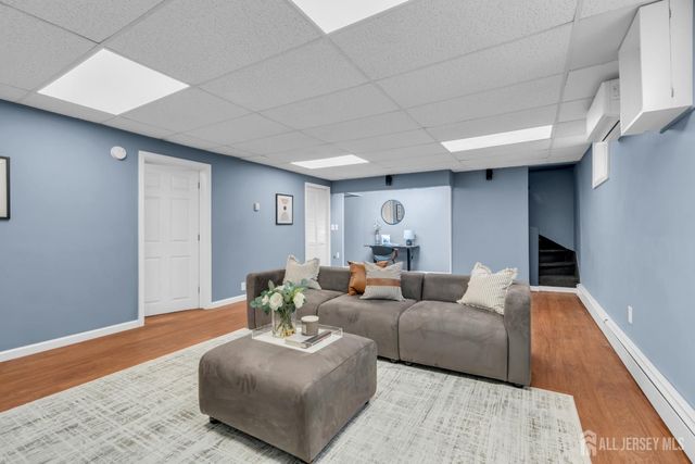 21 McGuire Street, Metuchen, NJ 08840