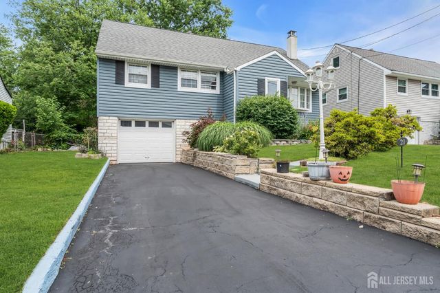 21 McGuire Street, Metuchen, NJ 08840