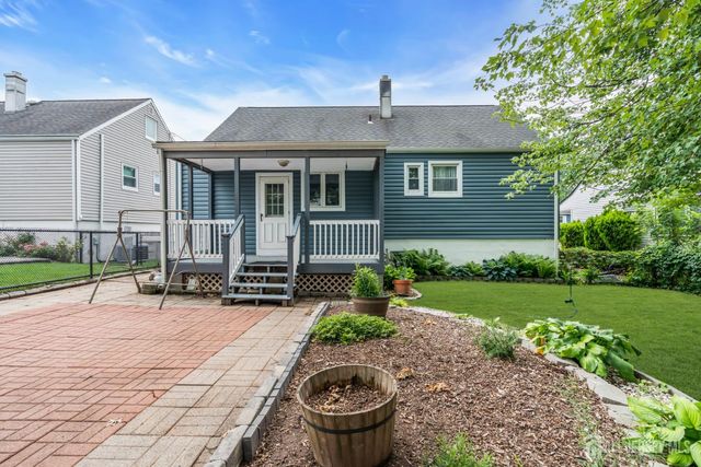 21 McGuire Street, Metuchen, NJ 08840