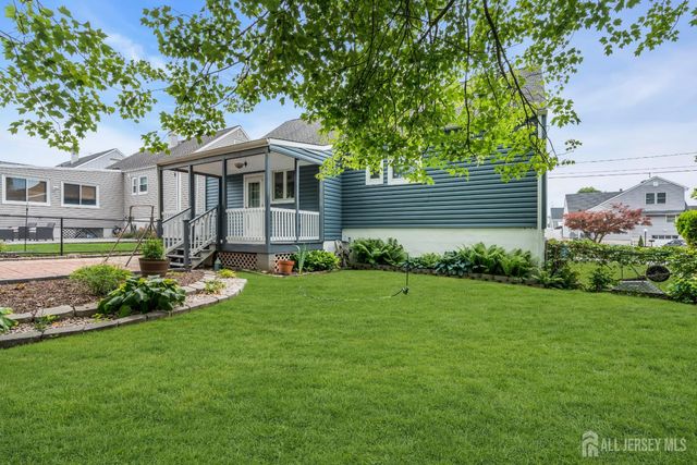 21 McGuire Street, Metuchen, NJ 08840