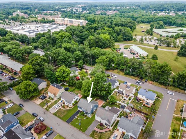 21 McGuire Street, Metuchen, NJ 08840