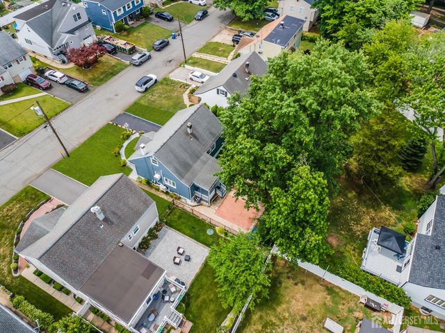 21 McGuire Street, Metuchen, NJ 08840