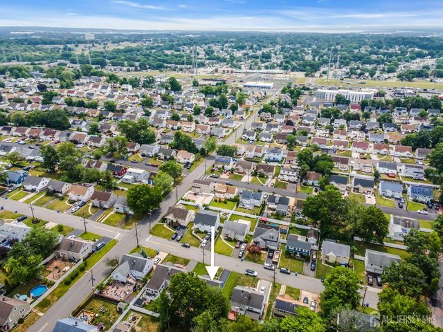 21 McGuire Street, Metuchen, NJ 08840