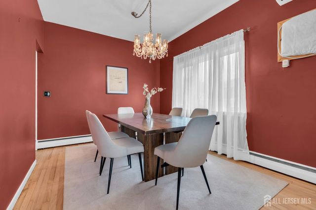 21 McGuire Street, Metuchen, NJ 08840