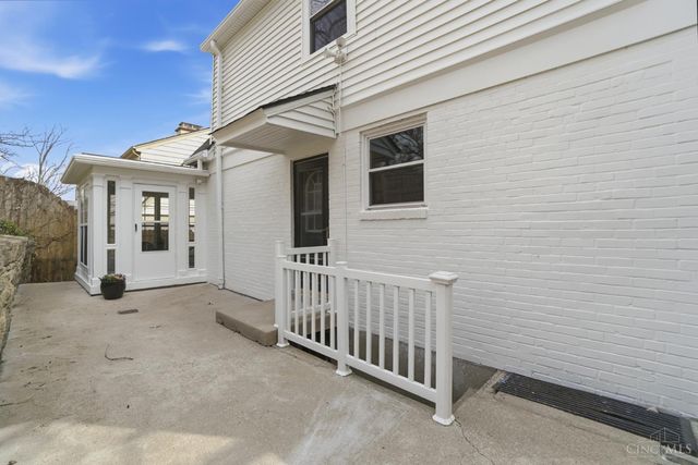 4926 Le Blond Avenue, Cincinnati, OH 45208