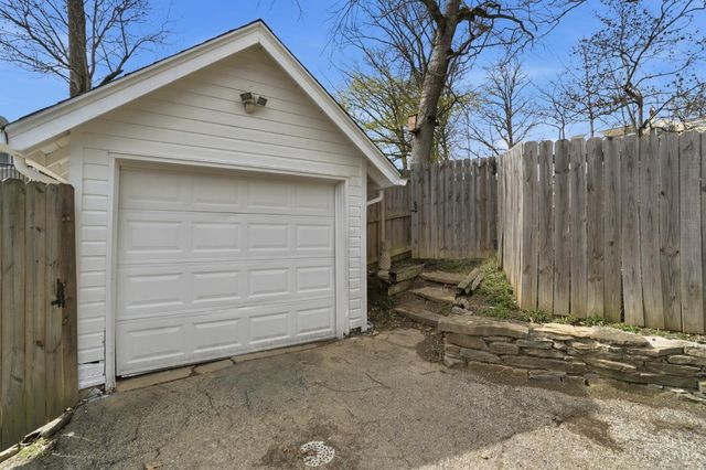 4926 Le Blond Avenue, Cincinnati, OH 45208