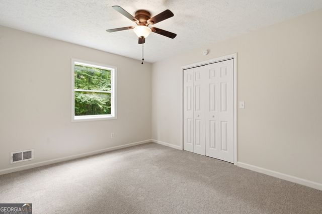 585 Rivercrest Drive, Woodstock, GA 30188