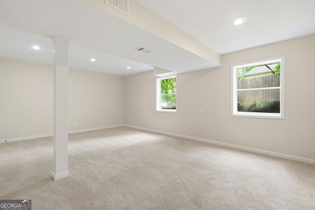 585 Rivercrest Drive, Woodstock, GA 30188