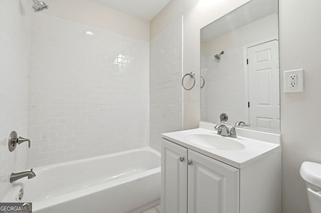 585 Rivercrest Drive, Woodstock, GA 30188