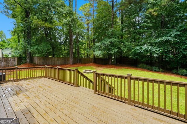 585 Rivercrest Drive, Woodstock, GA 30188