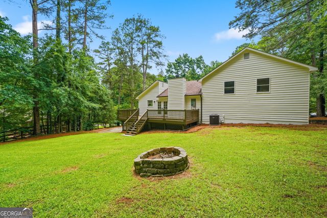 585 Rivercrest Drive, Woodstock, GA 30188
