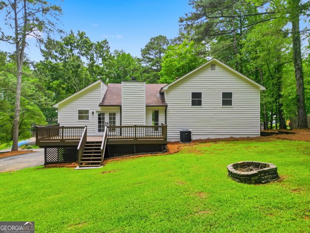585 Rivercrest Drive, Woodstock, GA 30188