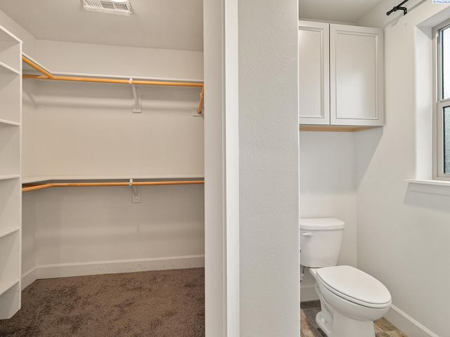 9101 Kent Pl, Pasco, WA 99301