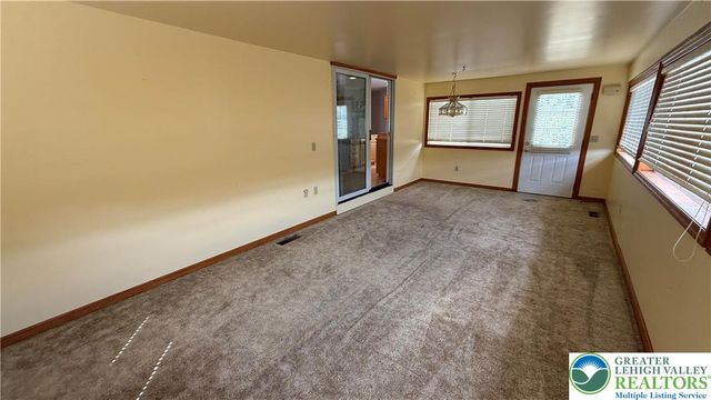 5119 Stahley Drive, Whitehall Twp, PA 18078
