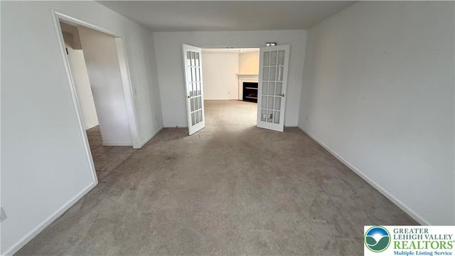 5119 Stahley Drive, Whitehall Twp, PA 18078