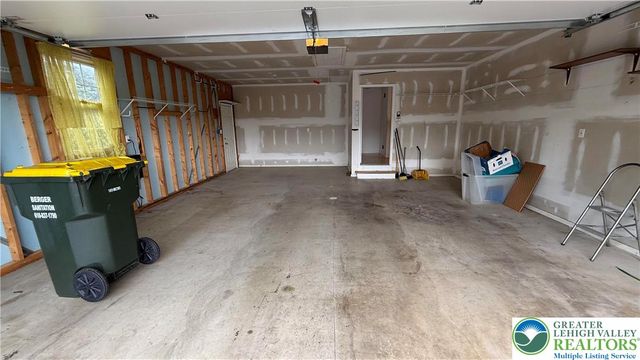 5119 Stahley Drive, Whitehall Twp, PA 18078