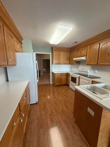 1205 Malone Drive, Sumter, SC 29154