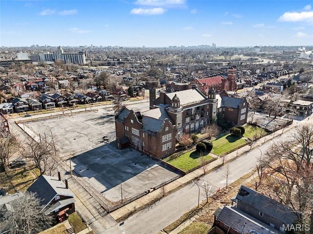 5316 Ruskin Avenue, St Louis, MO 63115