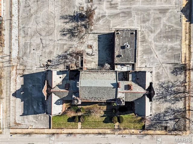 5316 Ruskin Avenue, St Louis, MO 63115