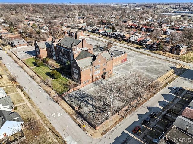5316 Ruskin Avenue, St Louis, MO 63115