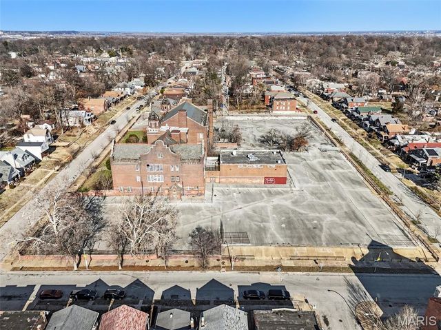 5316 Ruskin Avenue, St Louis, MO 63115