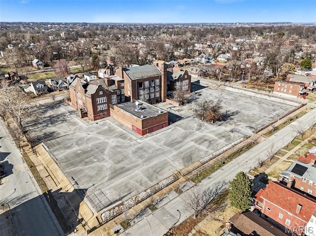 5316 Ruskin Avenue, St Louis, MO 63115