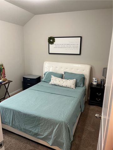 993 Crossing Drive, Bryan, TX 77803