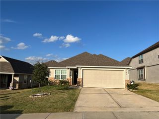 993 Crossing Drive, Bryan, TX 77803