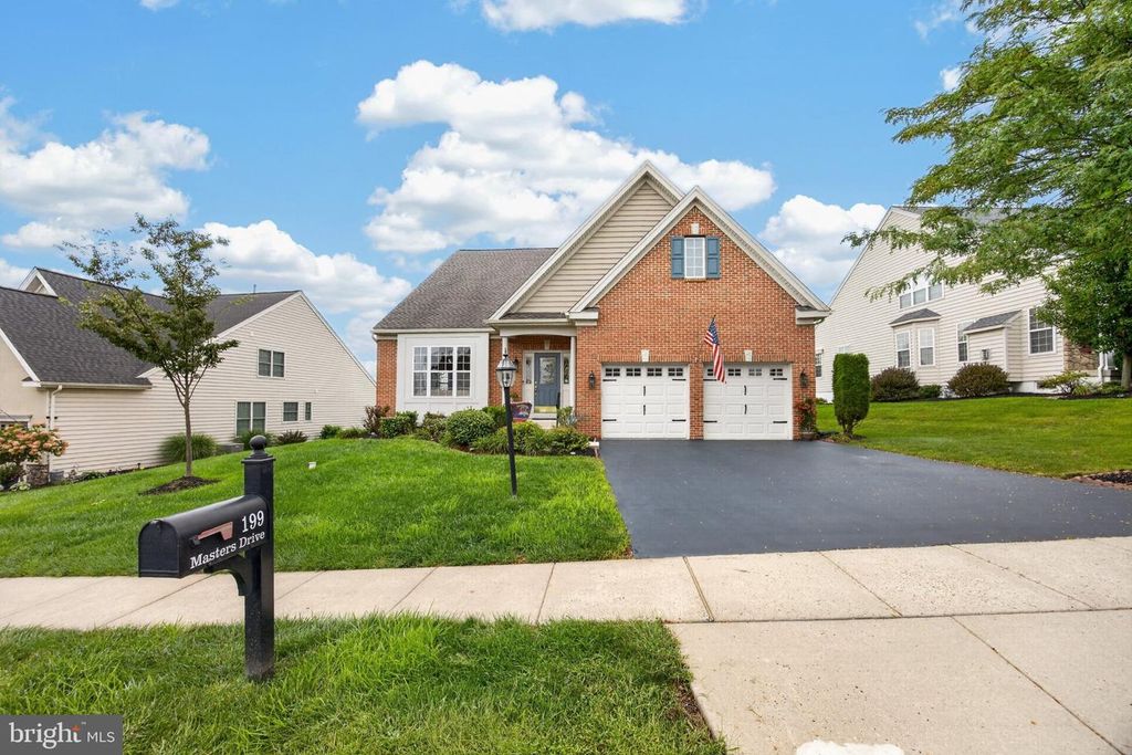 199 MASTERS DR, POTTSTOWN, PA 19464 — photo 2