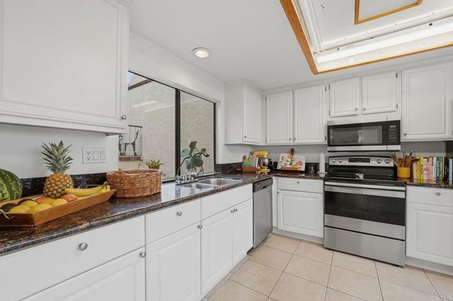 1465 Vaquero, Escondido, CA 92026