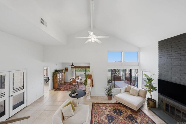 1465 Vaquero, Escondido, CA 92026