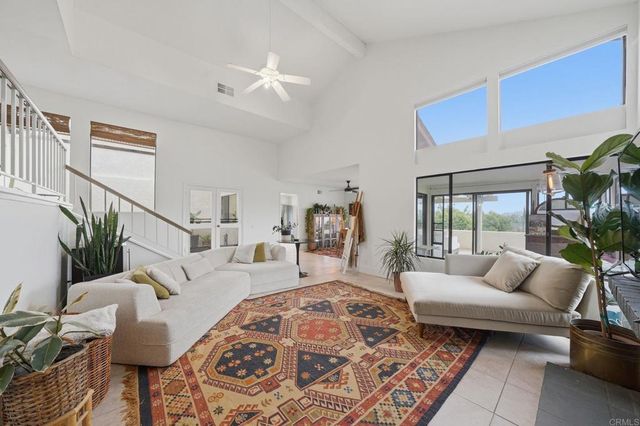 1465 Vaquero, Escondido, CA 92026