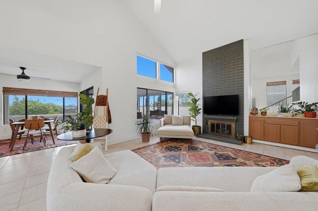 1465 Vaquero, Escondido, CA 92026